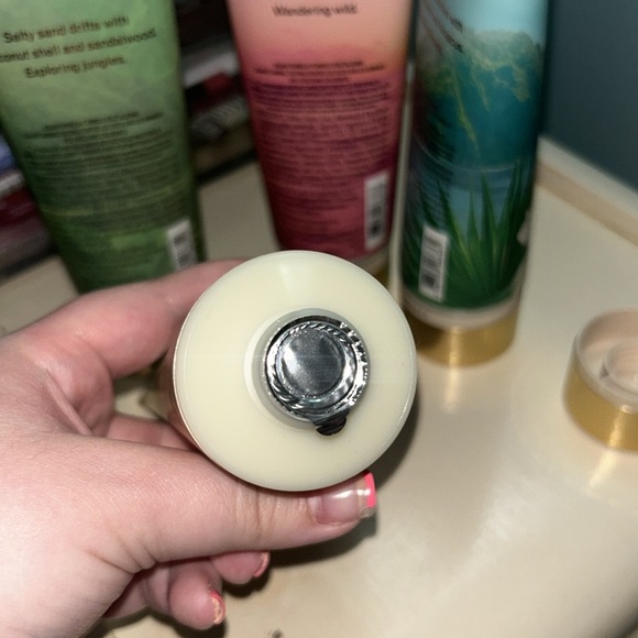 Victorias Secret NEW Fragrance Body Lotion Bundle! - Picture 11 of 11